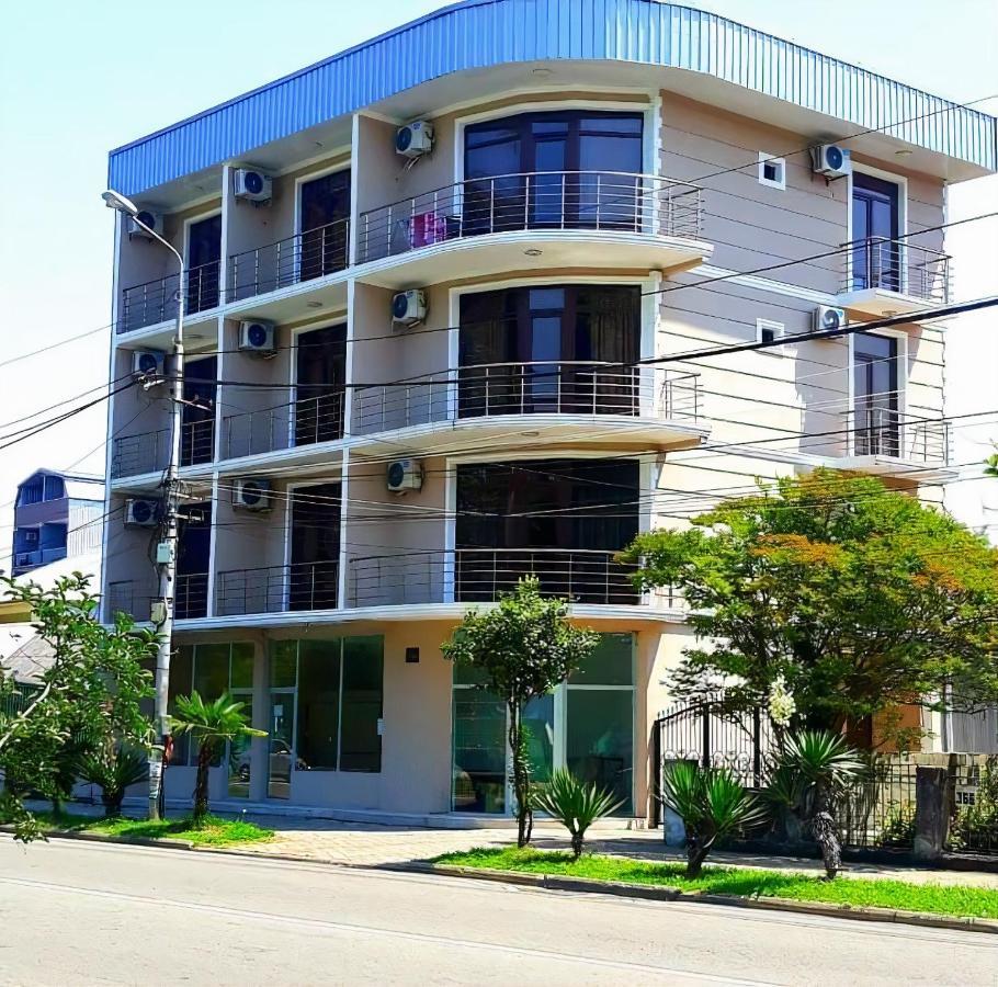 Boomerang Hotel Kobuleti Extérieur photo