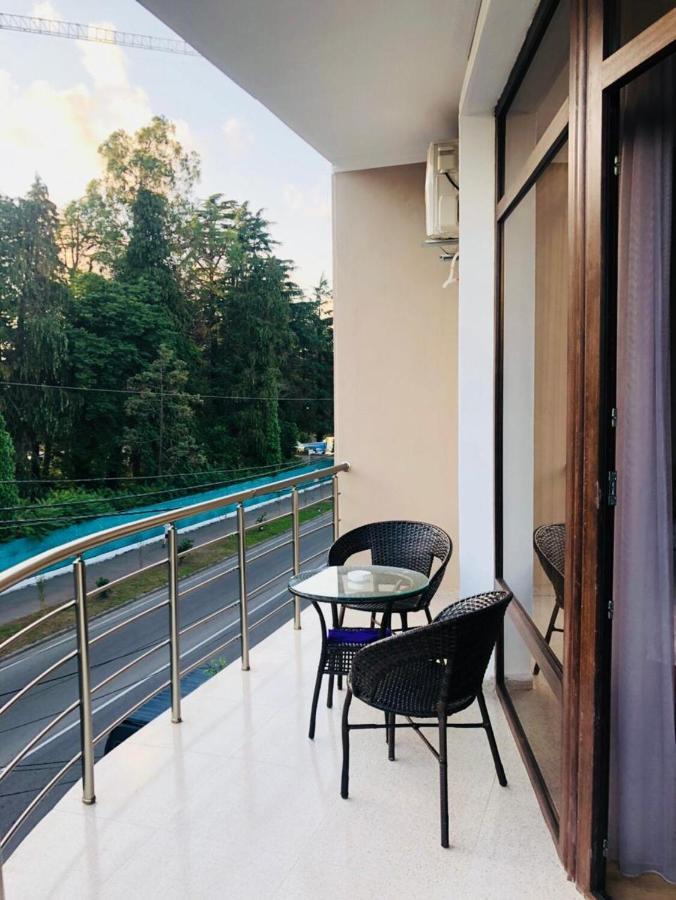 Boomerang Hotel Kobuleti Extérieur photo