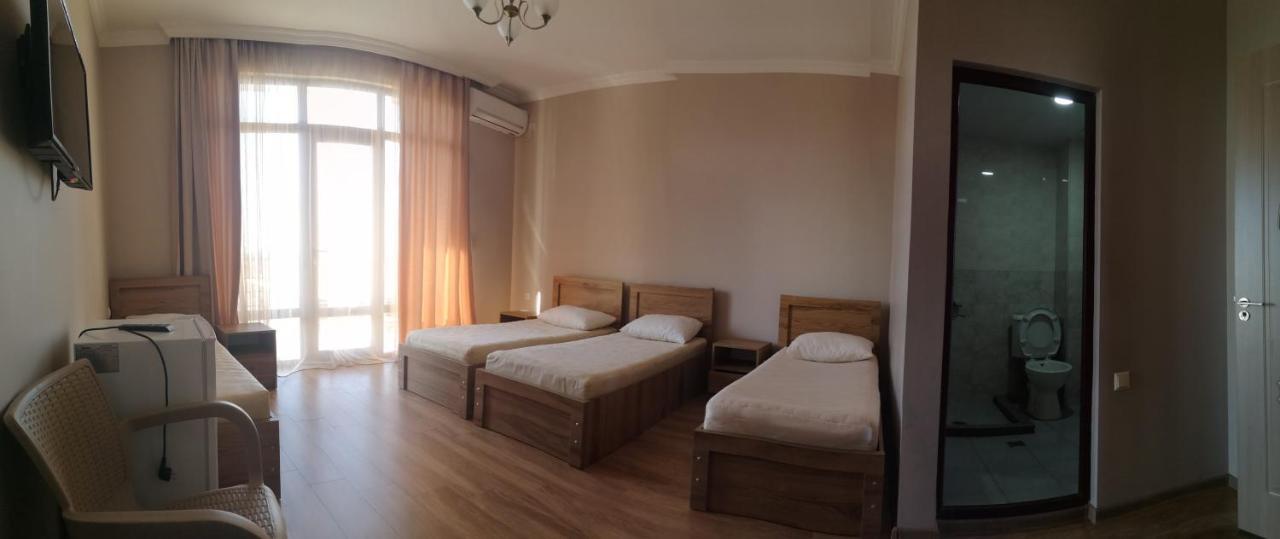 Boomerang Hotel Kobuleti Extérieur photo