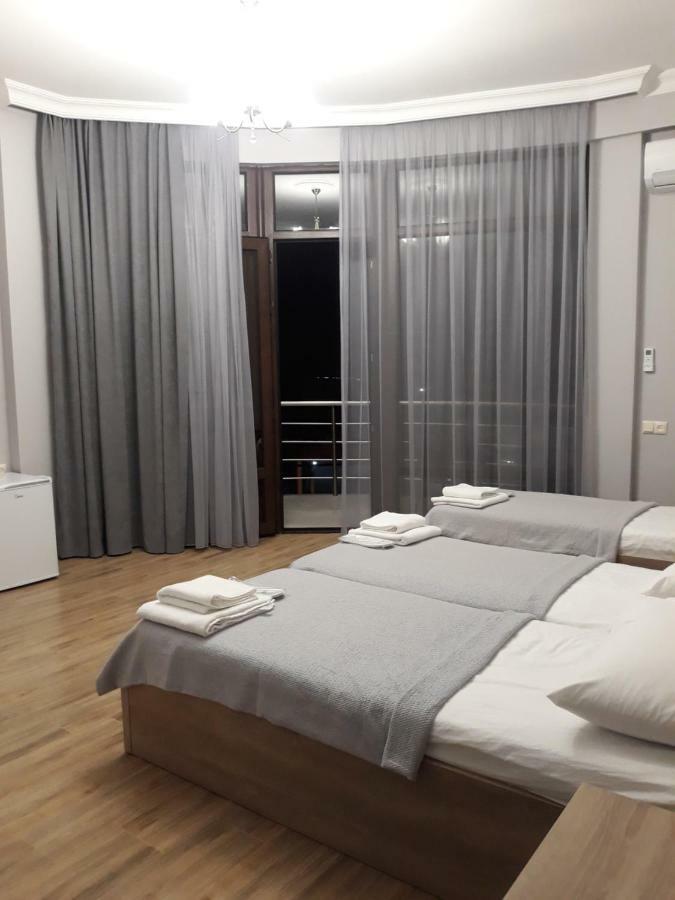Boomerang Hotel Kobuleti Extérieur photo