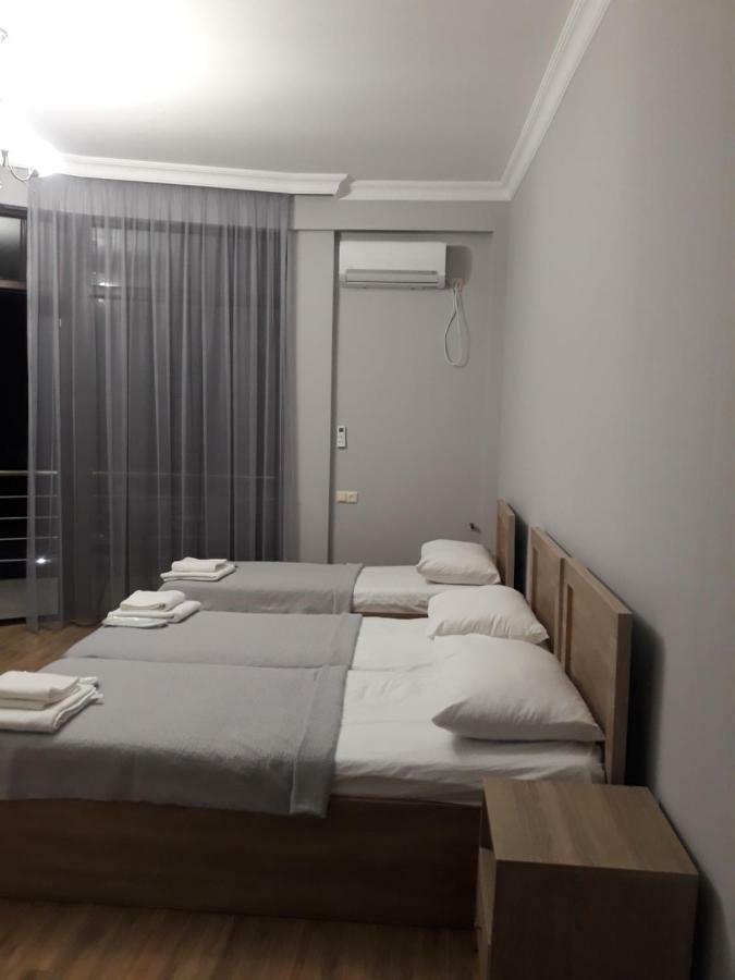 Boomerang Hotel Kobuleti Extérieur photo